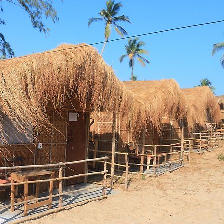 Huts On Arambol Beach Екстер'єр фото